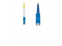 StarTech.com 1m (3.3ft) LC to SC (UPC) OS2 Single Mode Simplex Fiber Optic Cable, 9/125µm, Laser Optimized, 40G/100G, Bend Insensitive, Low Insertion Loss - LSZH Fiber Patch Cord (SPSMLCSC-OS2-1M) - Koblingskabel - LC/UPC-enkeltmodus (hann) til SC/UPC-enkeltmodus (hann) - 1 m - 1 m - 2 mm - fiberoptisk - simpleks - 9 / 125 micron - OS1/OS2 - halogenfri, passiv, toretnings - gul SPSMLCSC-OS2-1M